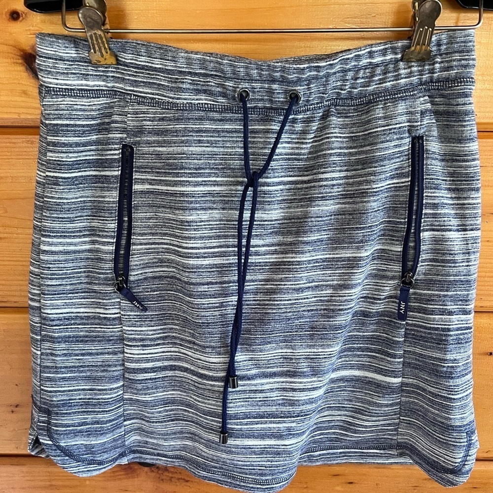 Jones New York Signature (Size S) Skort Skirt Tennis Golf